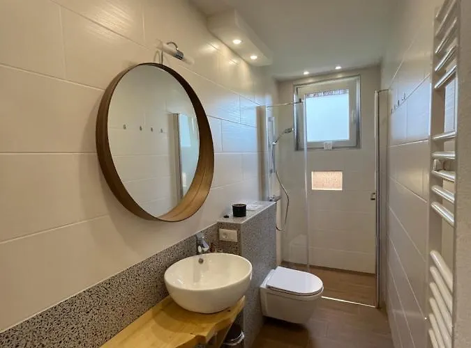 Pod Galetovcem 아파트 *